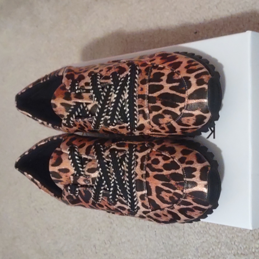 Katy Perry Lilia Leopard Print Shoes - Picture 3 of 6